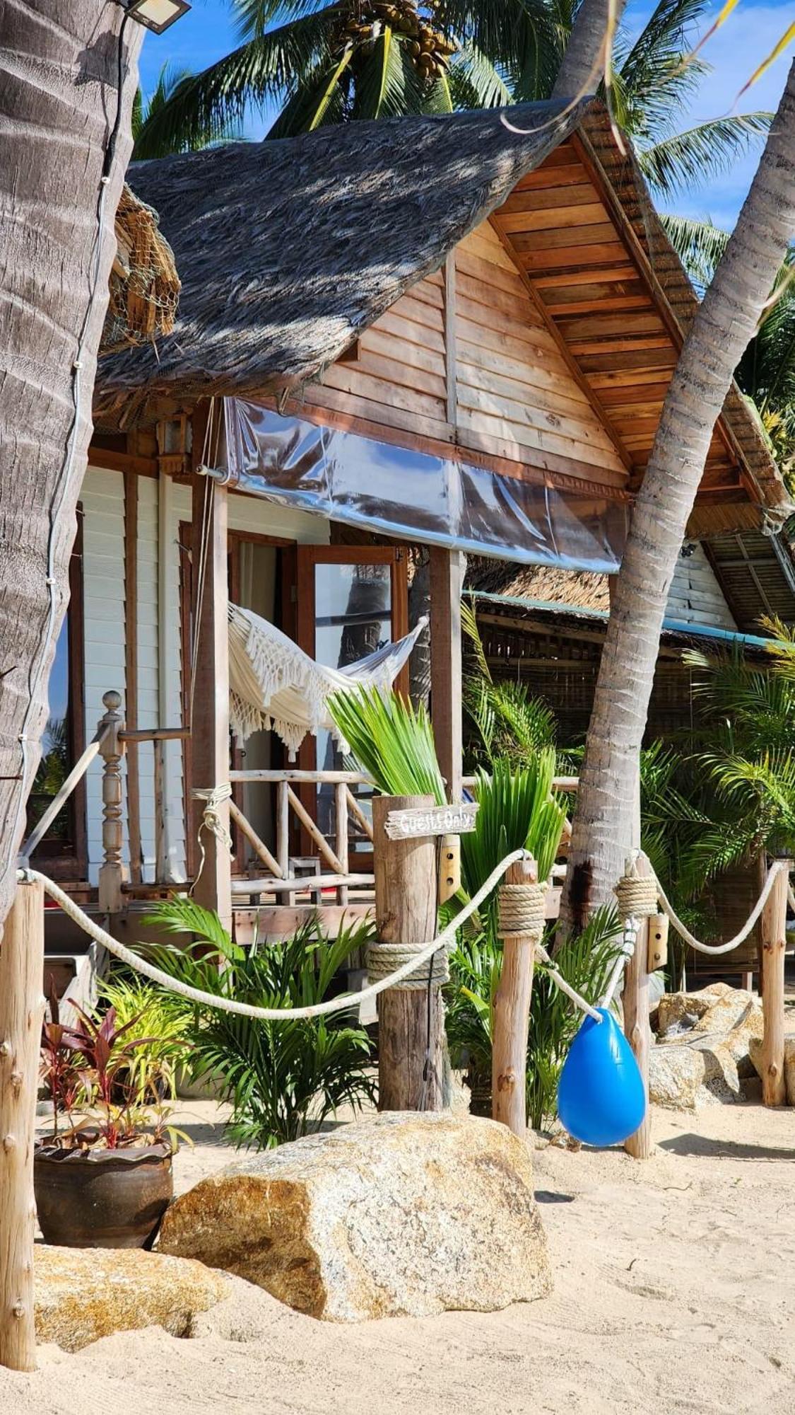 Castaway Beach Bungalows Srithanu Rom bilde
